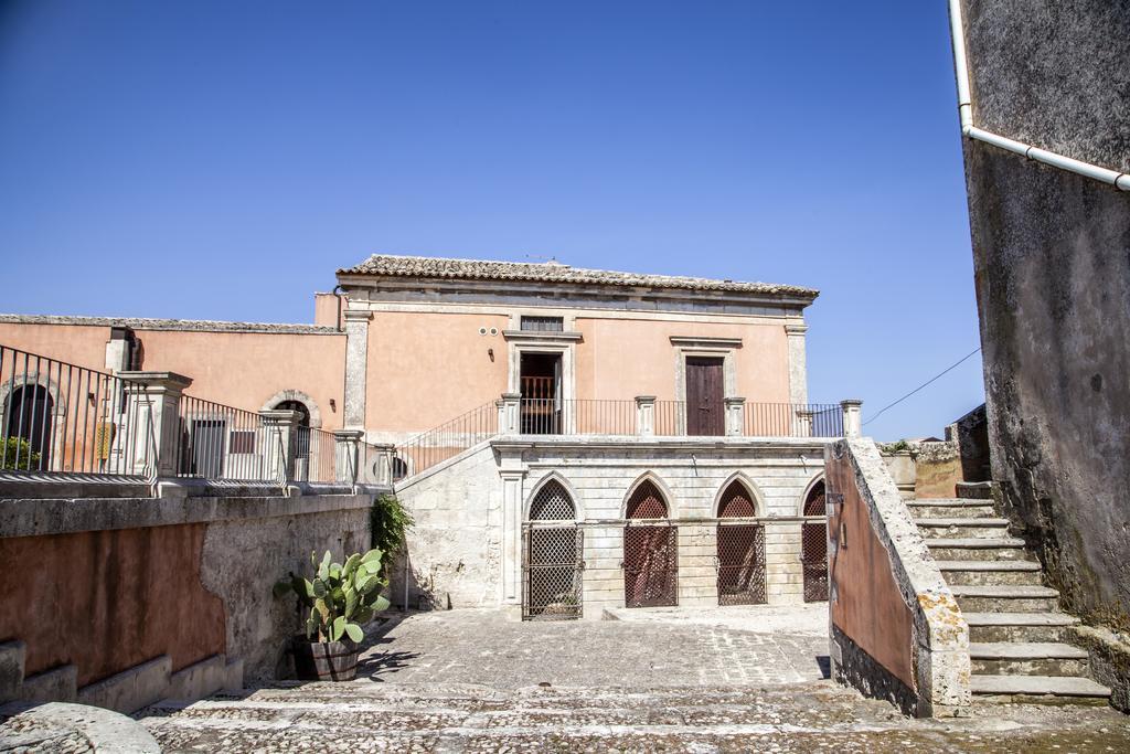 Feudo Bauly Hotel Palazzolo Acreide Luaran gambar