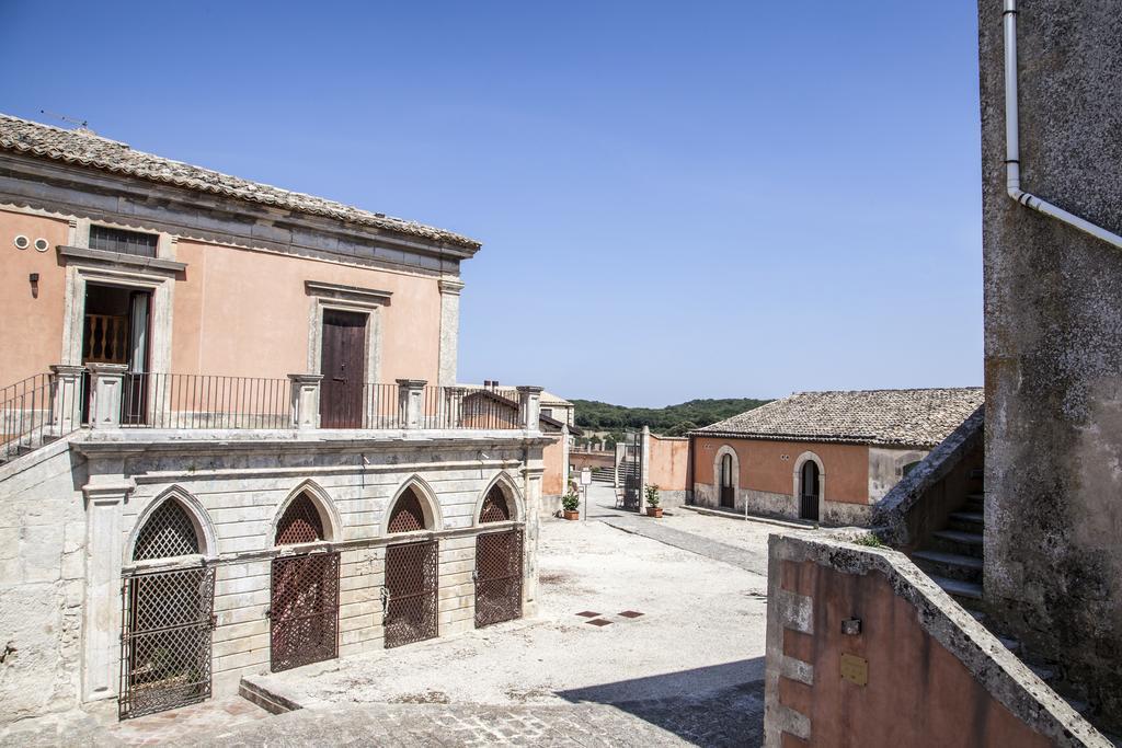 Feudo Bauly Hotel Palazzolo Acreide Luaran gambar